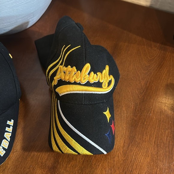 4 Hats 🧢 Pittsburgh Sports NFL Pirates & Penguins Hat Set - Picture 4 of 7